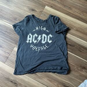 grey ac/dc shirt, size Small